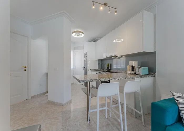 Front Ocean Lovely Modern Cozy *